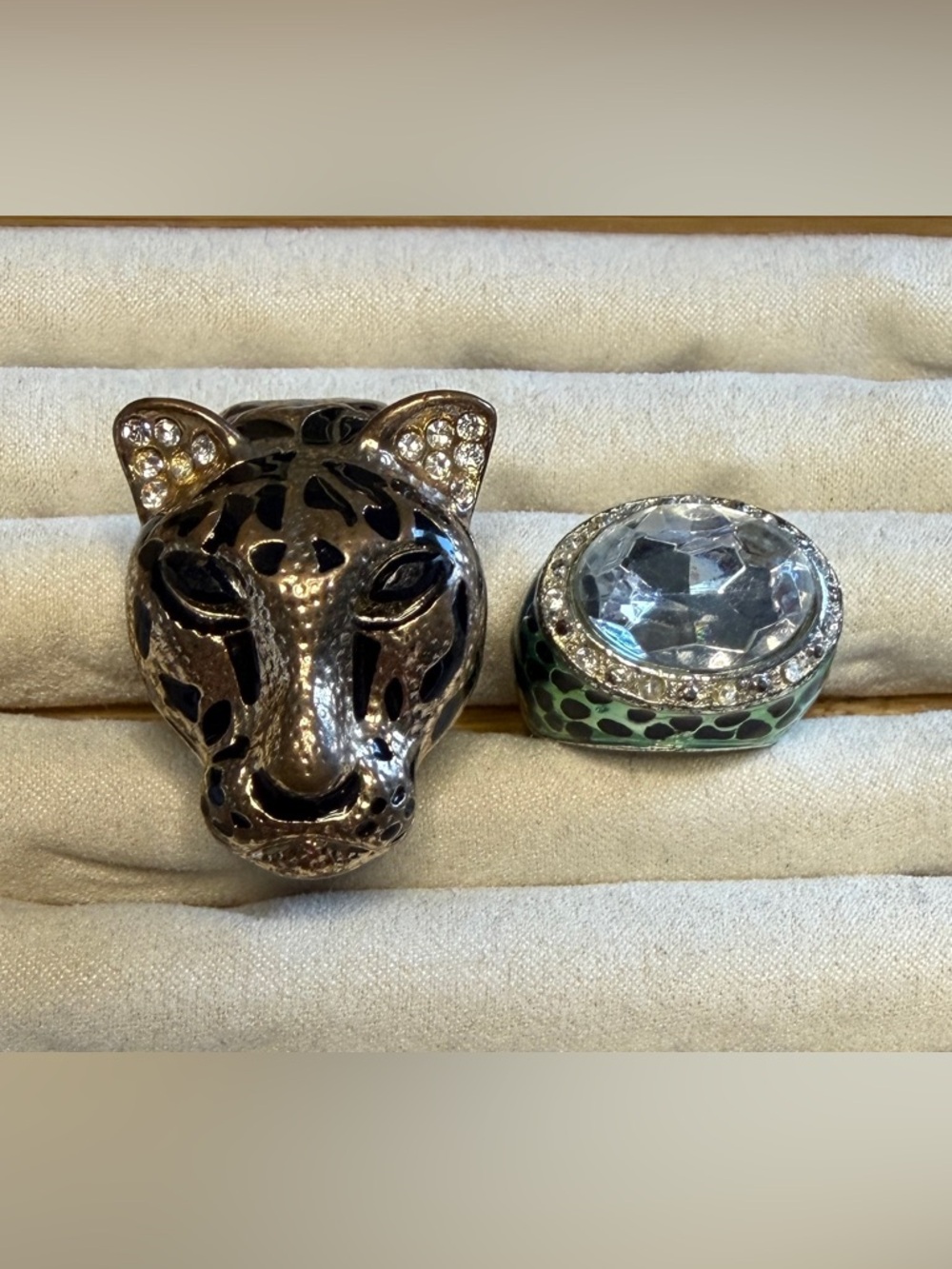 Panther Jaguar Leopard Head Goldtone CZ Green Fashion Ring Set Size 6.5